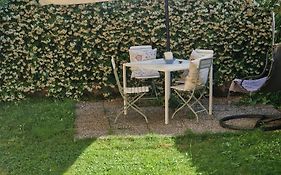 Minimal Chic Apartment Private Garden Free Parking Bologna